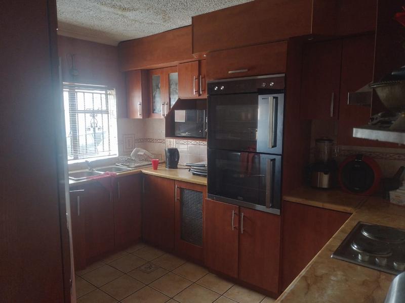 2 Bedroom Property for Sale in Devland Gauteng