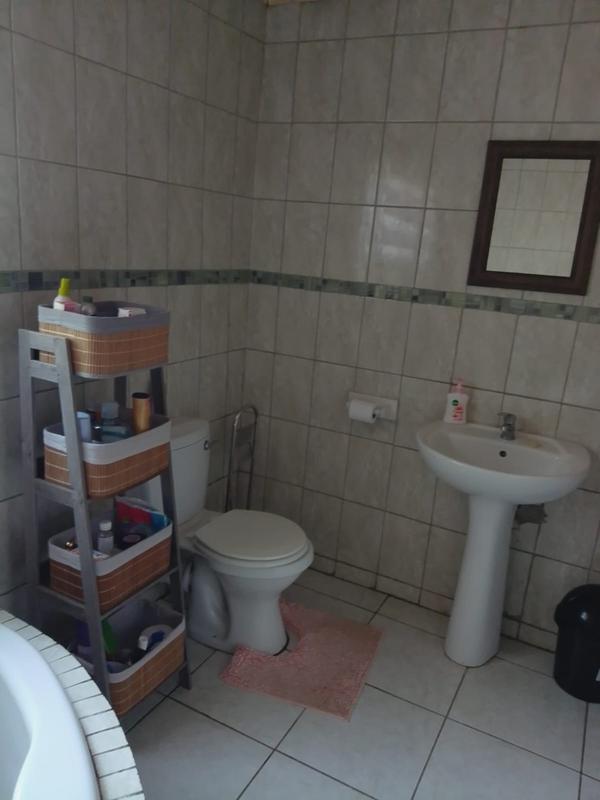 4 Bedroom Property for Sale in Karenpark Gauteng