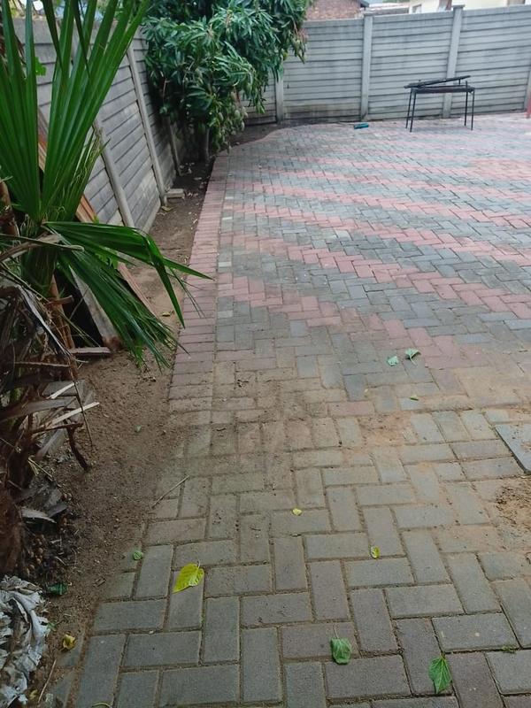 4 Bedroom Property for Sale in Karenpark Gauteng