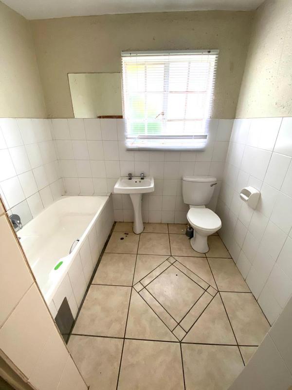 3 Bedroom Property for Sale in Bassonia Rock Gauteng