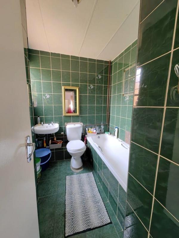 3 Bedroom Property for Sale in Florida Gauteng