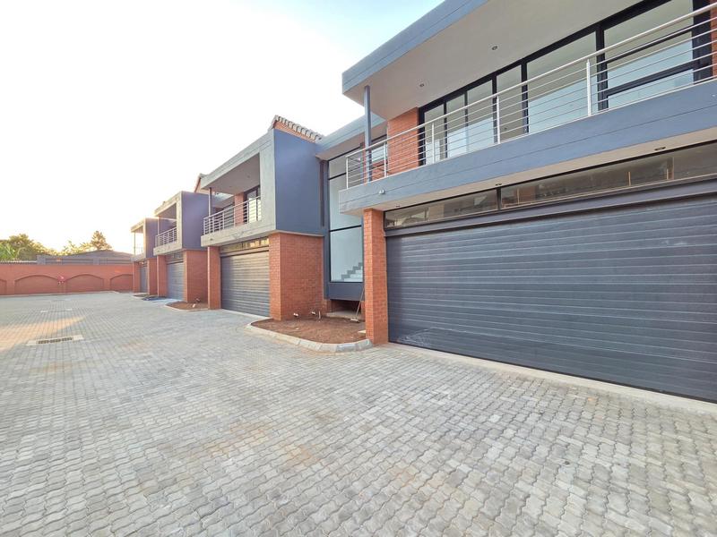 To Let 3 Bedroom Property for Rent in Erasmia Gauteng