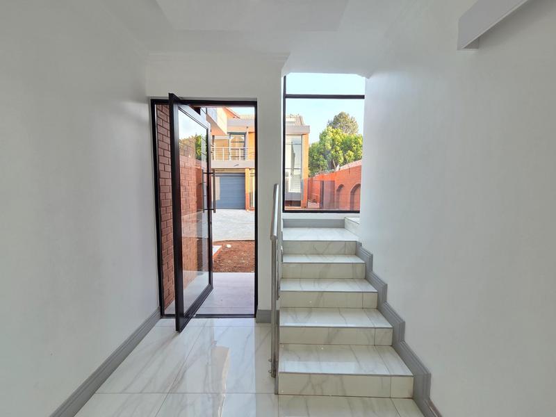 To Let 3 Bedroom Property for Rent in Erasmia Gauteng