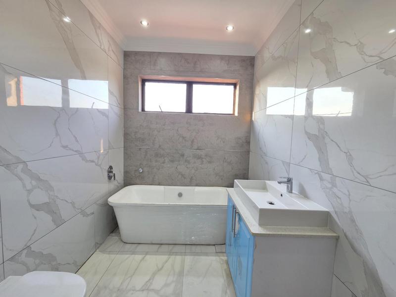 To Let 3 Bedroom Property for Rent in Erasmia Gauteng