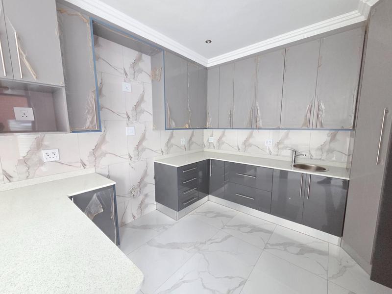 To Let 3 Bedroom Property for Rent in Erasmia Gauteng