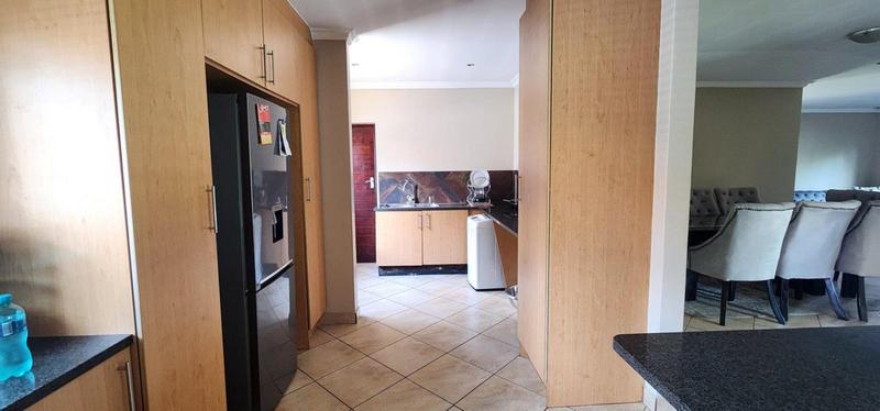 To Let 3 Bedroom Property for Rent in Raslouw Gauteng