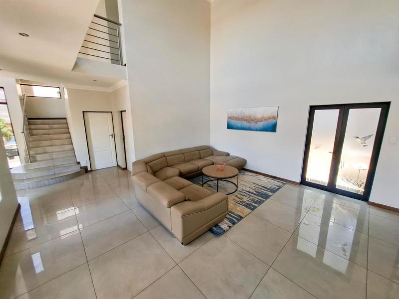 5 Bedroom Property for Sale in Eldoraigne Gauteng