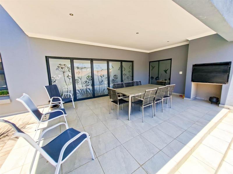 5 Bedroom Property for Sale in Eldoraigne Gauteng
