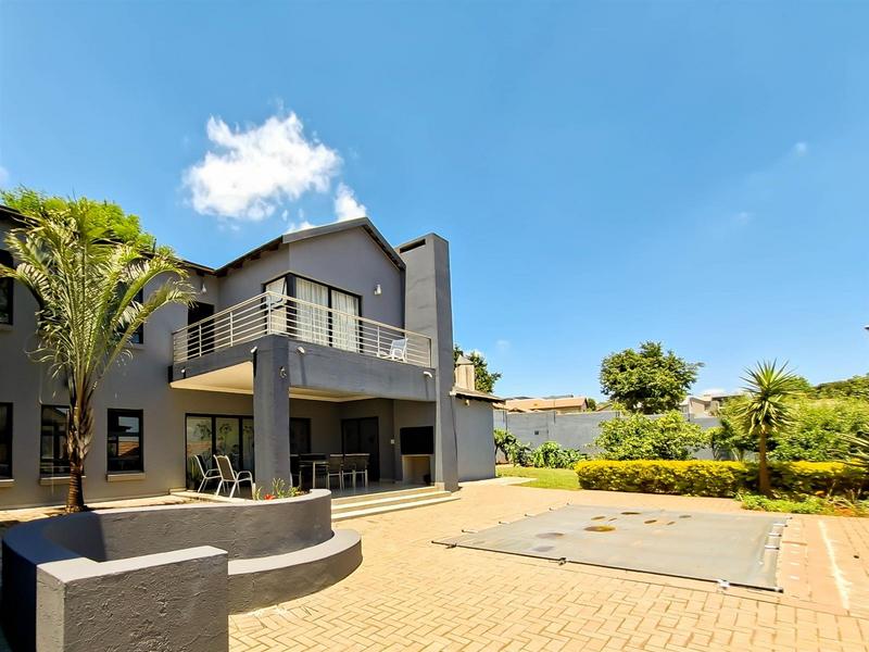 5 Bedroom Property for Sale in Eldoraigne Gauteng
