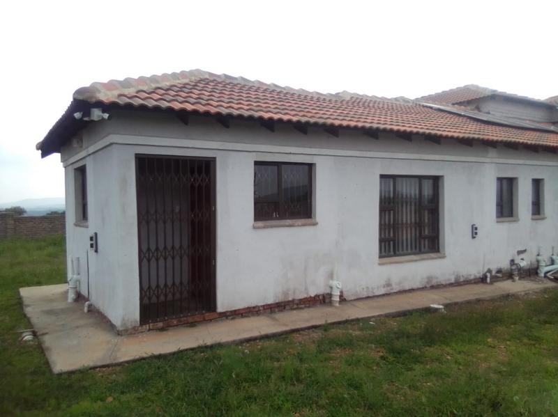 4 Bedroom Property for Sale in Vaaloewer Gauteng