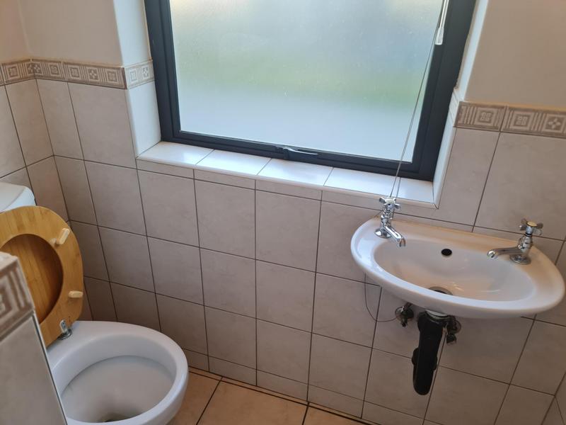 2 Bedroom Property for Sale in Magaliessig Gauteng