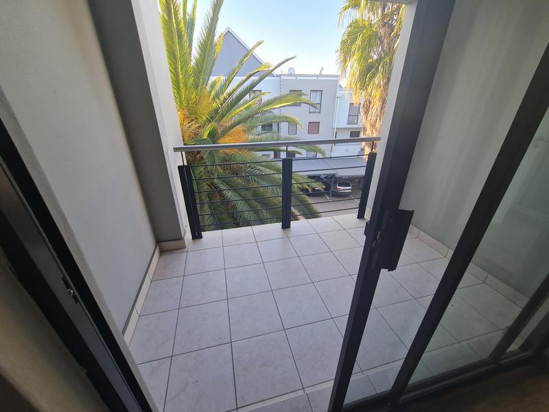 2 Bedroom Property for Sale in Magaliessig Gauteng