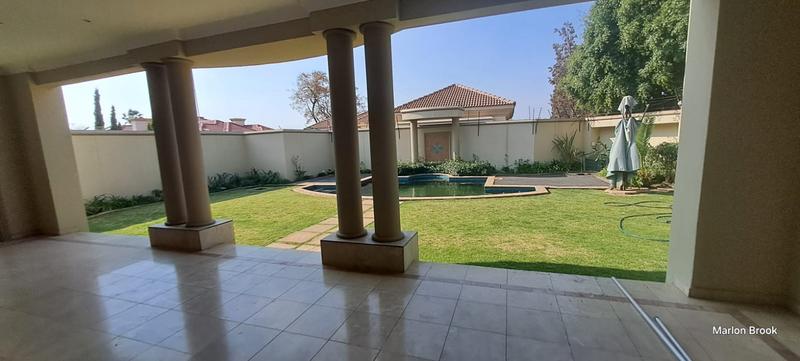 To Let 5 Bedroom Property for Rent in Sandhurst Gauteng