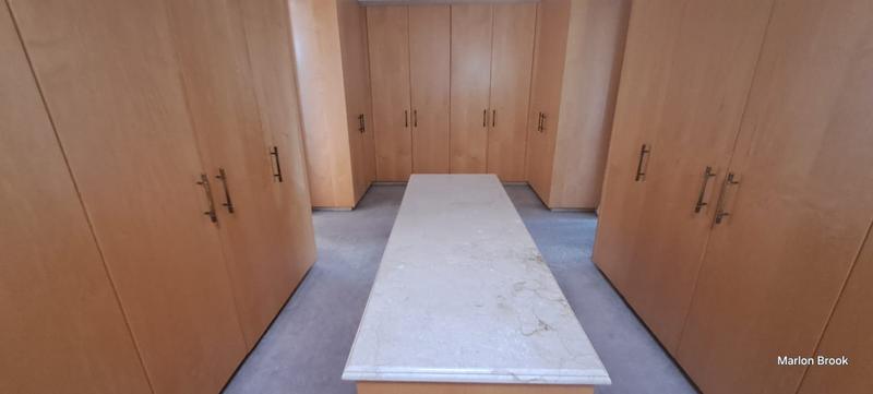 To Let 5 Bedroom Property for Rent in Sandhurst Gauteng