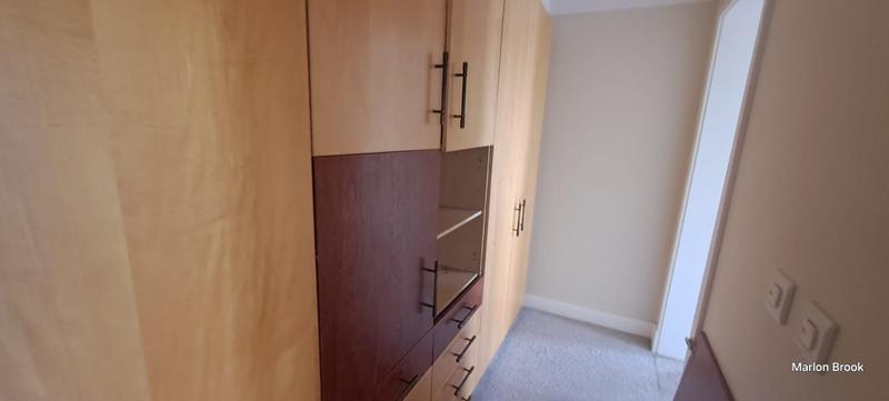 To Let 5 Bedroom Property for Rent in Sandhurst Gauteng