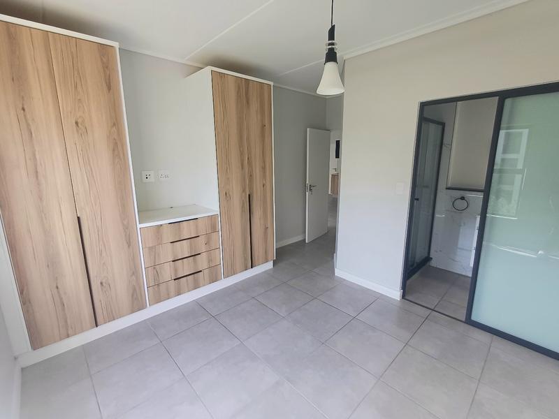 To Let 2 Bedroom Property for Rent in Waterfall Gauteng