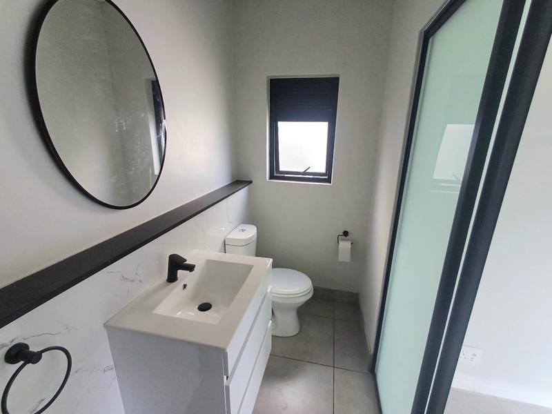 To Let 2 Bedroom Property for Rent in Waterfall Gauteng