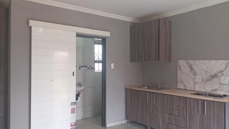 To Let 1 Bedroom Property for Rent in Dawn Park Gauteng