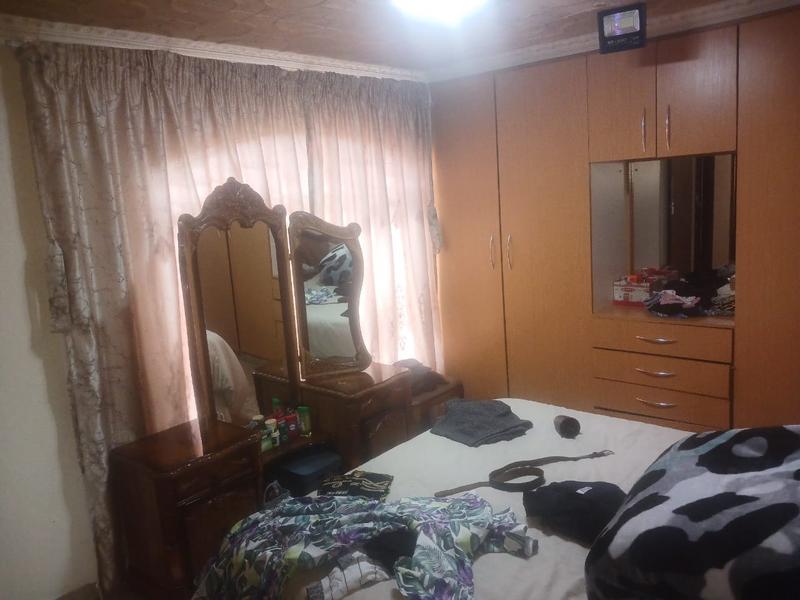 4 Bedroom Property for Sale in Palm Ridge Gauteng