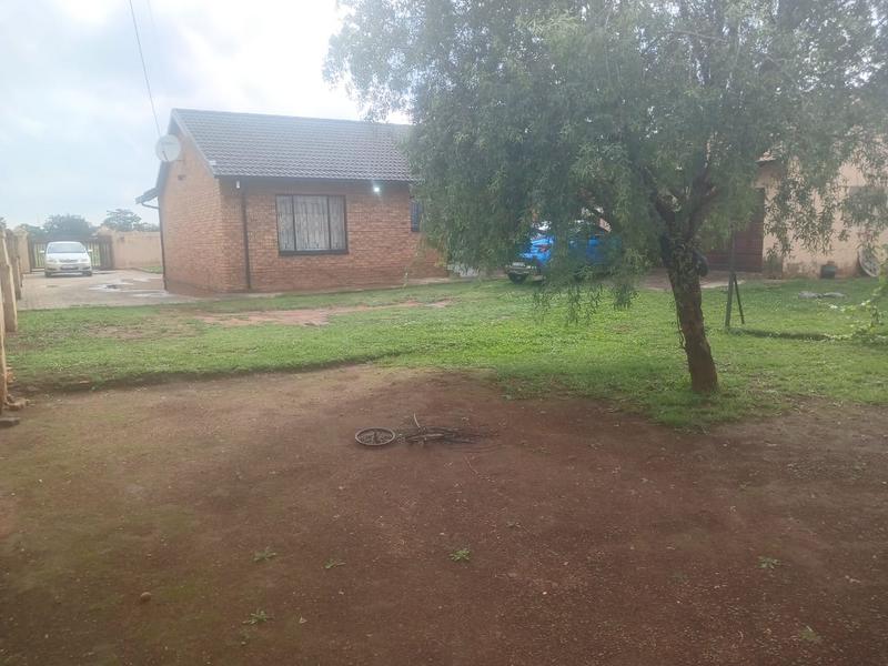 4 Bedroom Property for Sale in Palm Ridge Gauteng