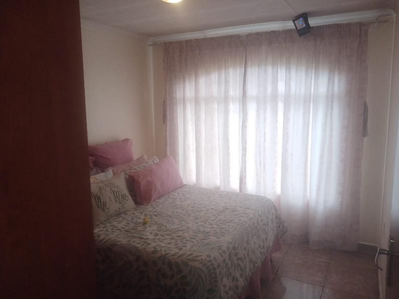 4 Bedroom Property for Sale in Palm Ridge Gauteng