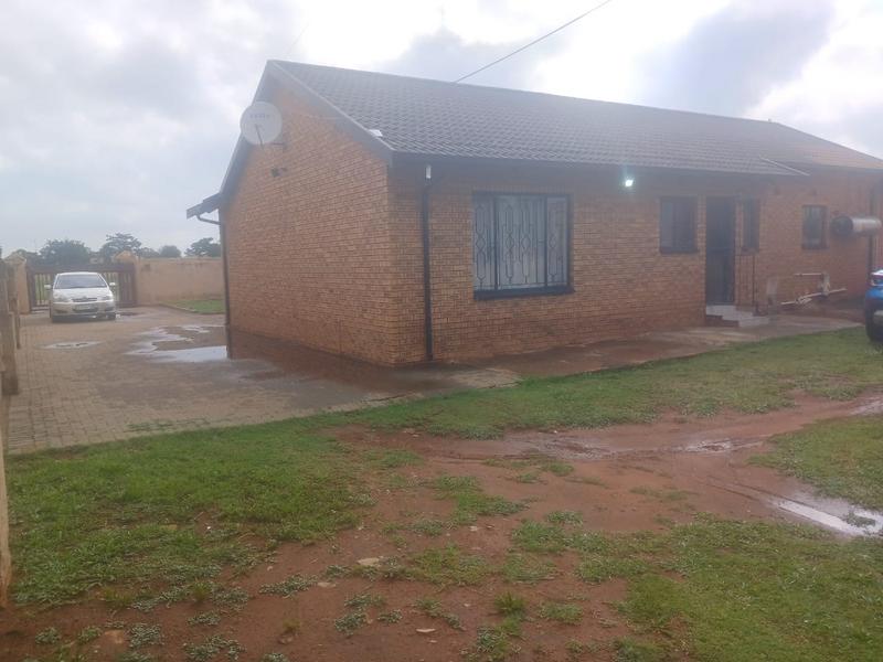 4 Bedroom Property for Sale in Palm Ridge Gauteng