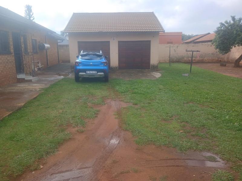 4 Bedroom Property for Sale in Palm Ridge Gauteng