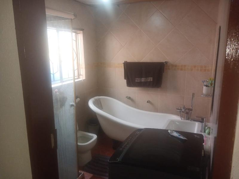 4 Bedroom Property for Sale in Palm Ridge Gauteng