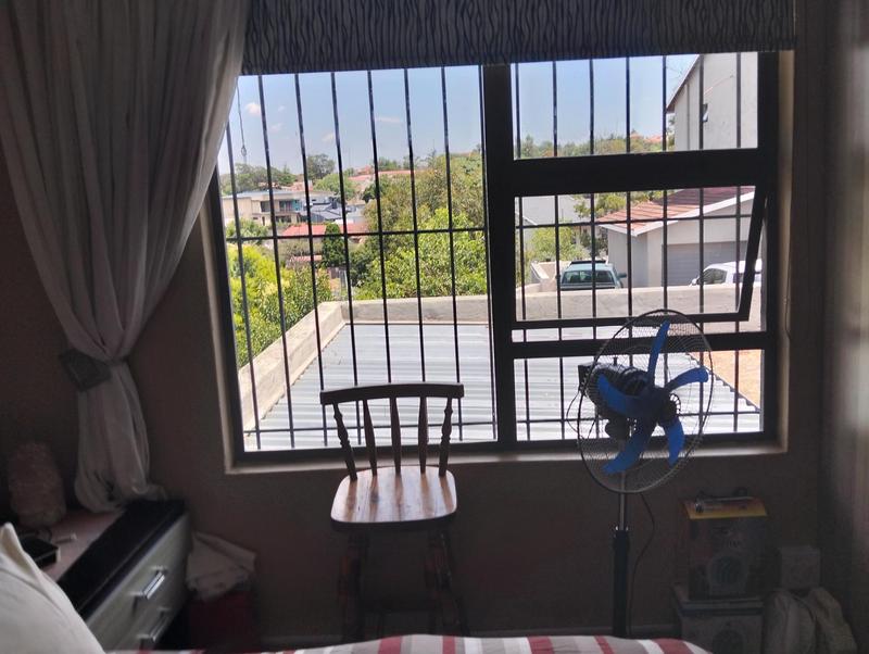 3 Bedroom Property for Sale in Ridgeway A Gauteng