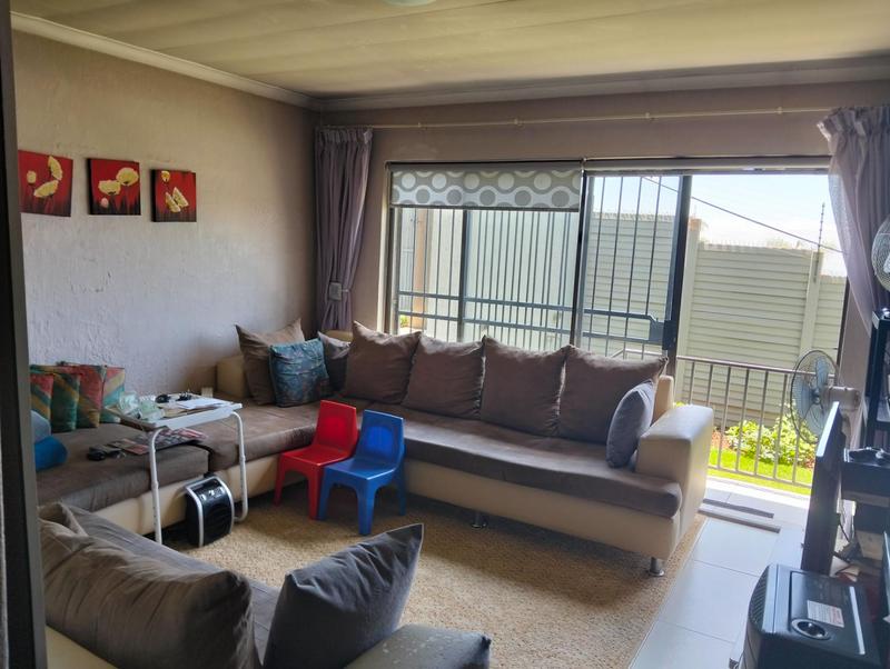 3 Bedroom Property for Sale in Ridgeway A Gauteng