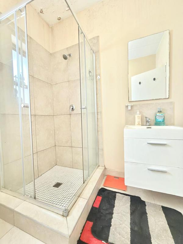 2 Bedroom Property for Sale in Fourways Gauteng