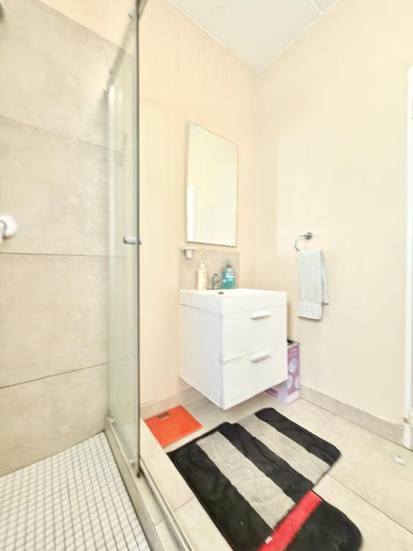 2 Bedroom Property for Sale in Fourways Gauteng