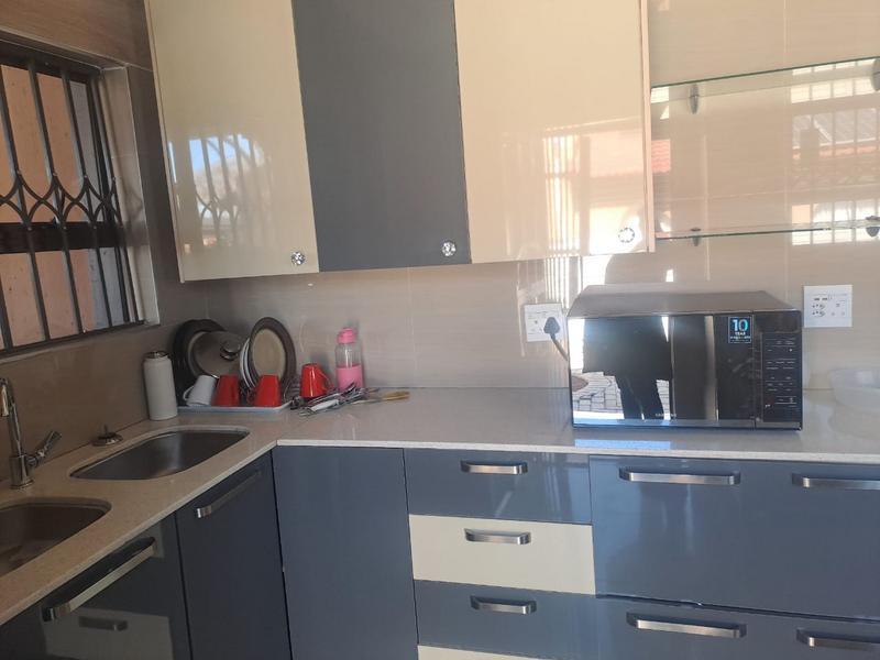 4 Bedroom Property for Sale in Brackenhurst Gauteng