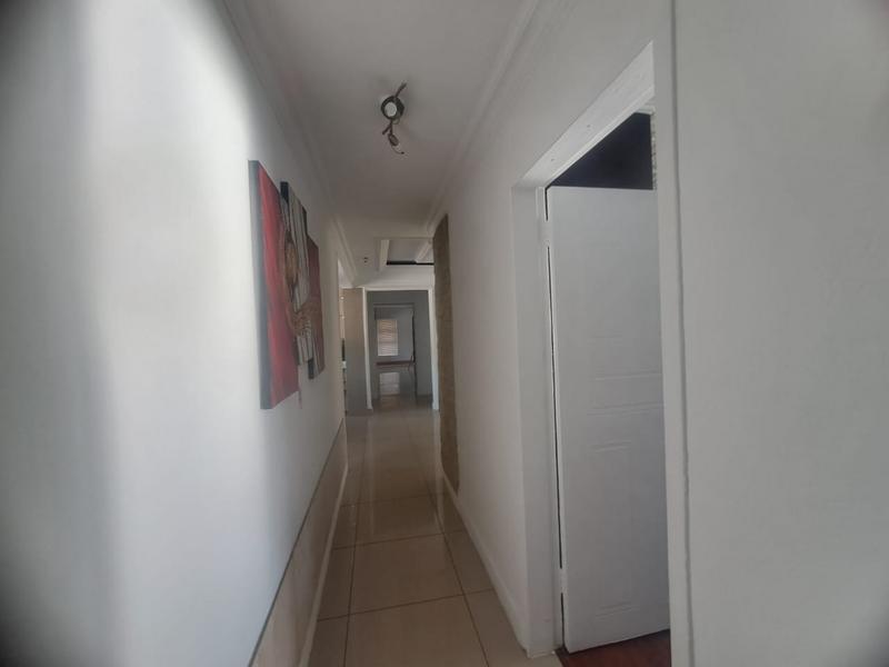 4 Bedroom Property for Sale in Brackenhurst Gauteng