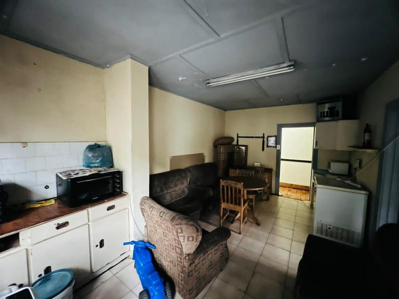 6 Bedroom Property for Sale in Brixton Gauteng