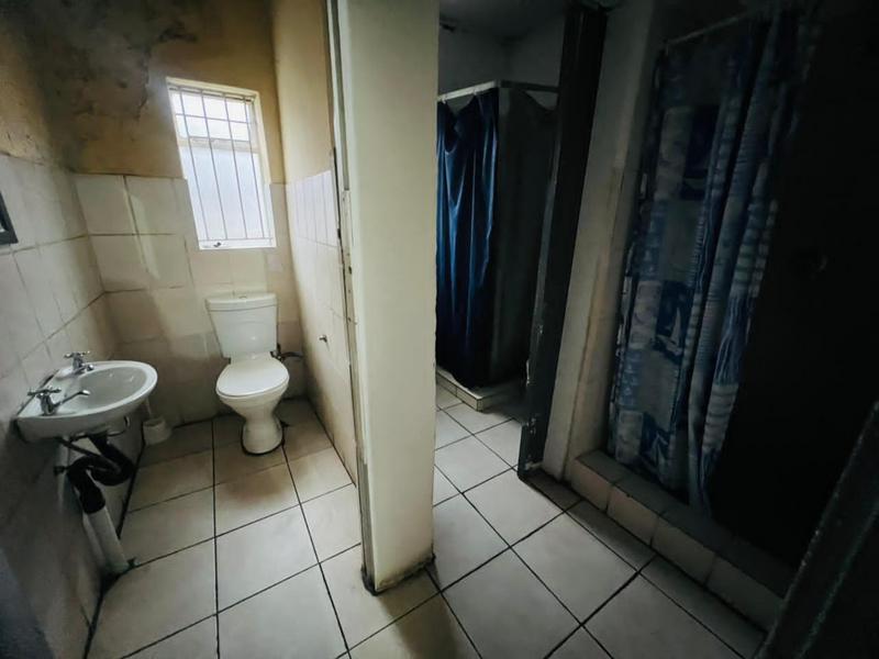 6 Bedroom Property for Sale in Brixton Gauteng