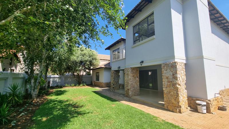 To Let 4 Bedroom Property for Rent in Midfield Estate Gauteng