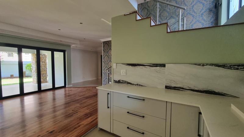 To Let 4 Bedroom Property for Rent in Midfield Estate Gauteng