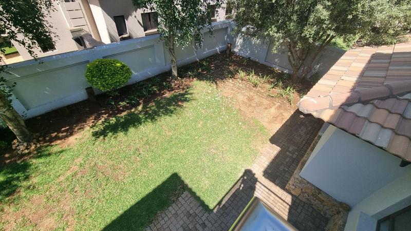 To Let 4 Bedroom Property for Rent in Midfield Estate Gauteng