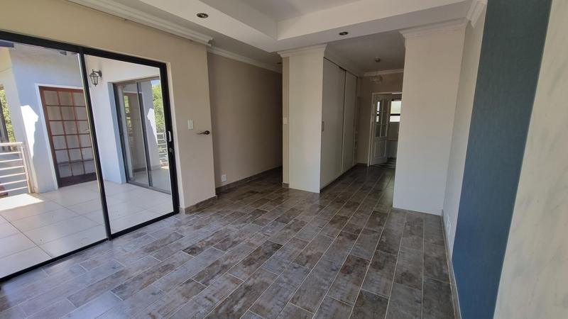 To Let 4 Bedroom Property for Rent in Midfield Estate Gauteng