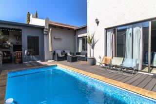 4 Bedroom Property for Sale in New Redruth Gauteng