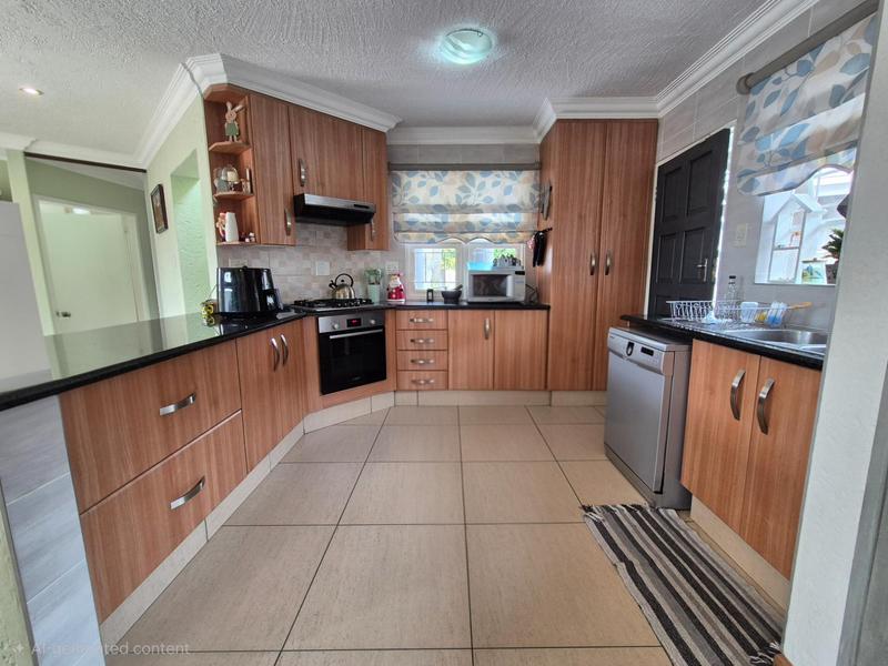 3 Bedroom Property for Sale in Beyers Park Gauteng