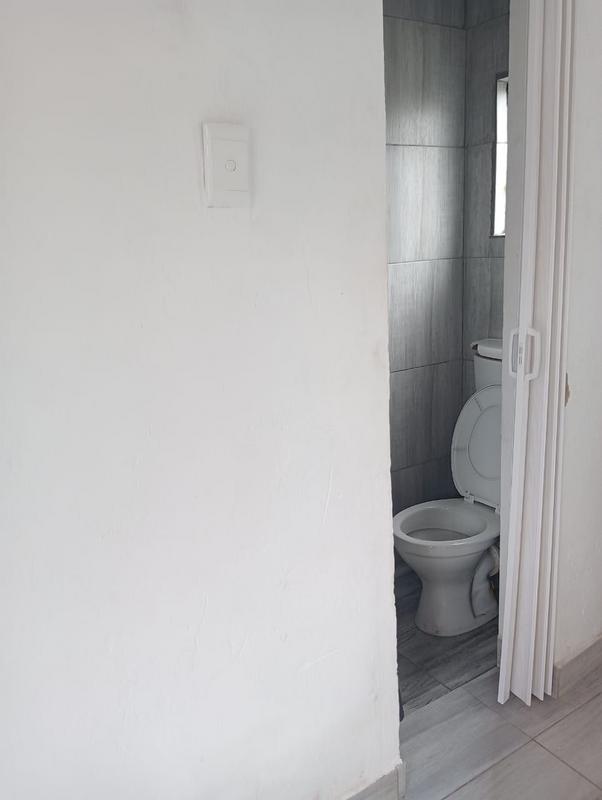 To Let 1 Bedroom Property for Rent in Protea Glen Gauteng