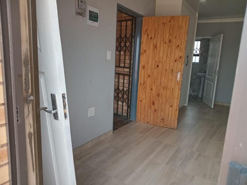 To Let 1 Bedroom Property for Rent in Protea Glen Gauteng