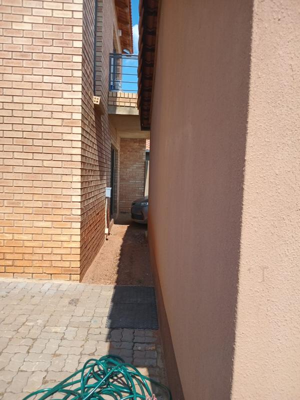 To Let 1 Bedroom Property for Rent in Protea Glen Gauteng