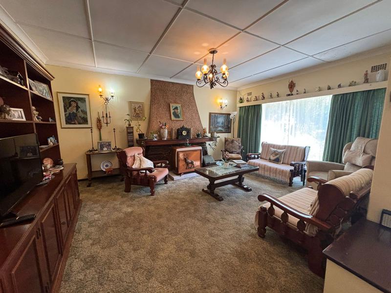 4 Bedroom Property for Sale in Florida Park Gauteng