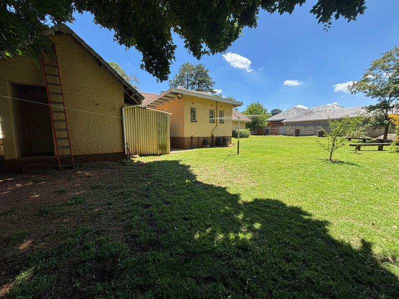 4 Bedroom Property for Sale in Florida Park Gauteng