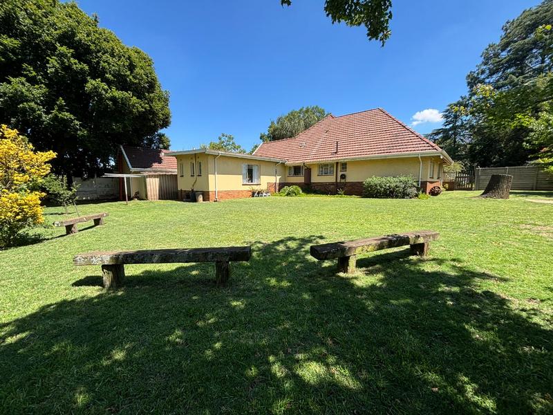 4 Bedroom Property for Sale in Florida Park Gauteng