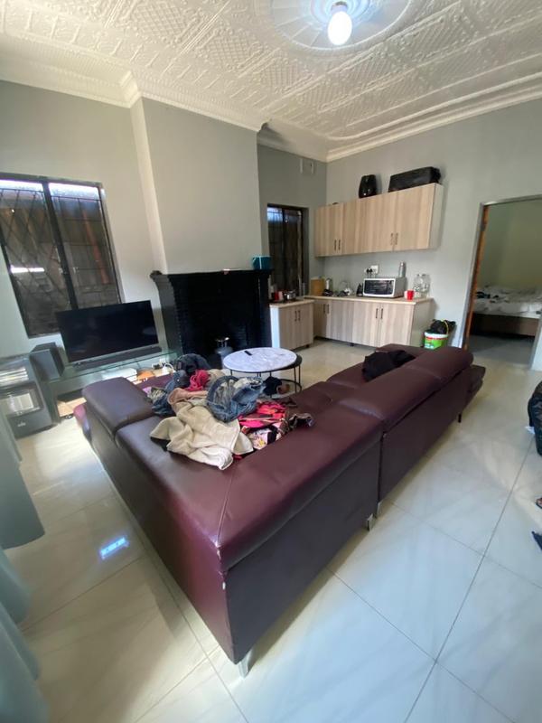 To Let 3 Bedroom Property for Rent in Sunnyrock Gauteng