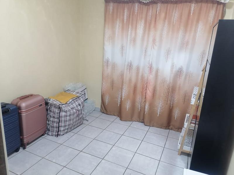 2 Bedroom Property for Sale in Bezuidenhout Valley Gauteng